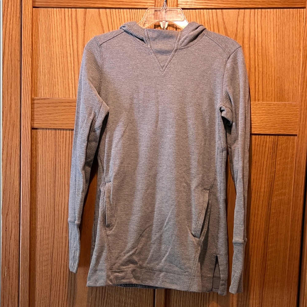 Duluth Trading Co Gray Women's Hoodie Top